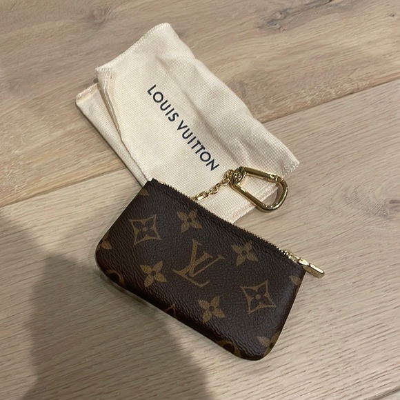 Louis Vuitton Handbags - lv coin bag